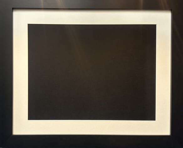 Ready Made Picture Frame with single white mount. To Fit A2 Picture.